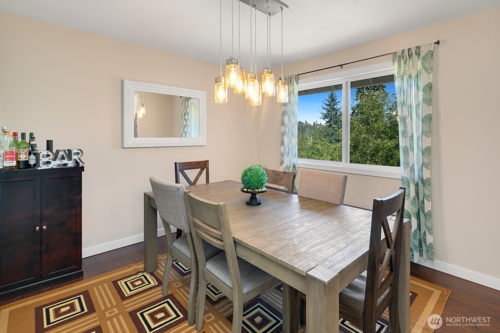 327 140th Street SW, Everett, WA 98208-6902