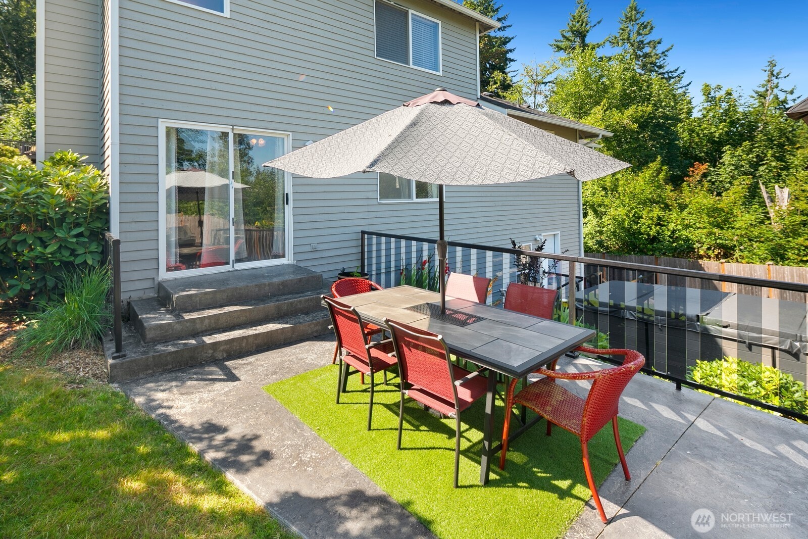 327 140th Street SW, Everett, WA 98208-6902