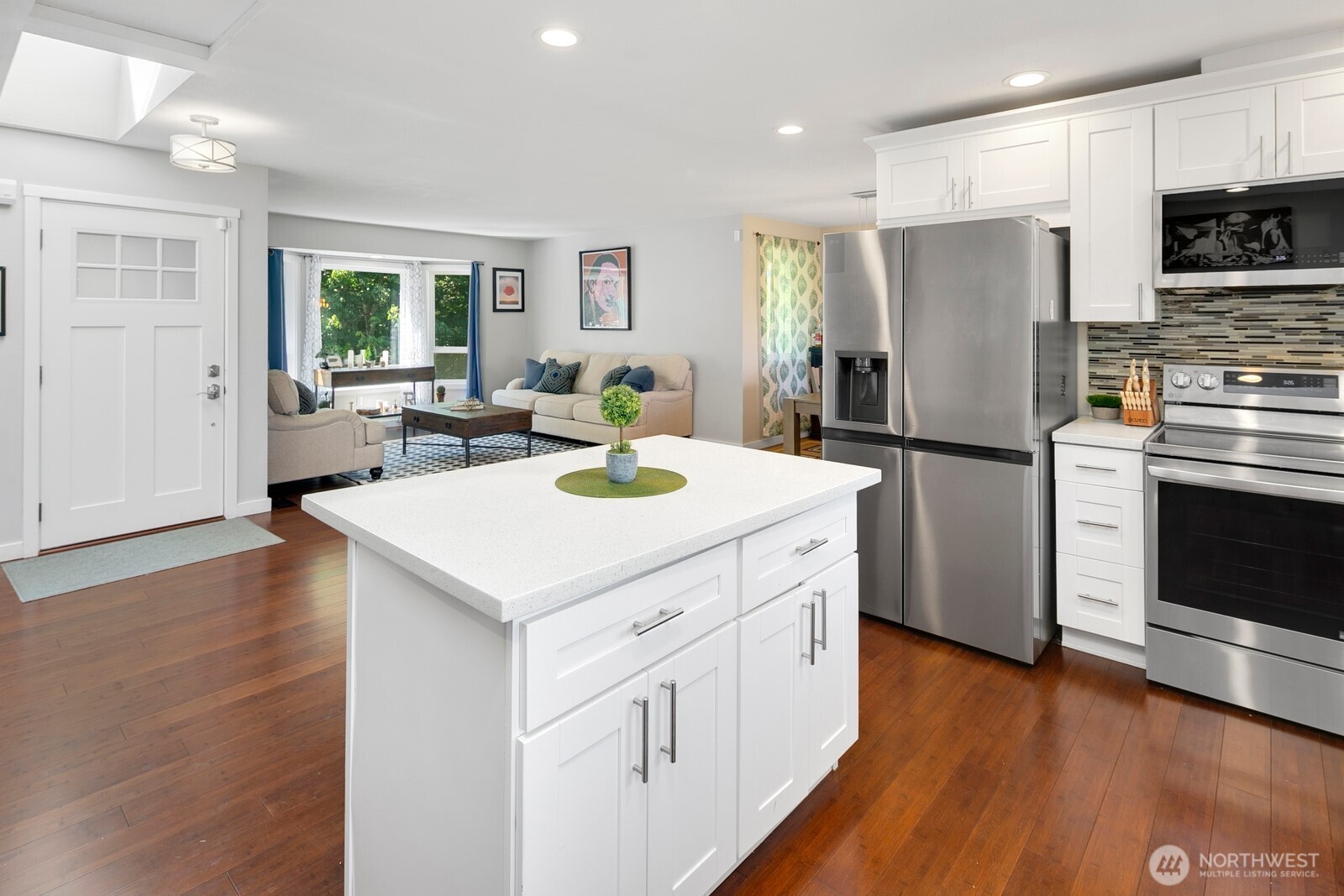 327 140th Street SW, Everett, WA 98208-6902