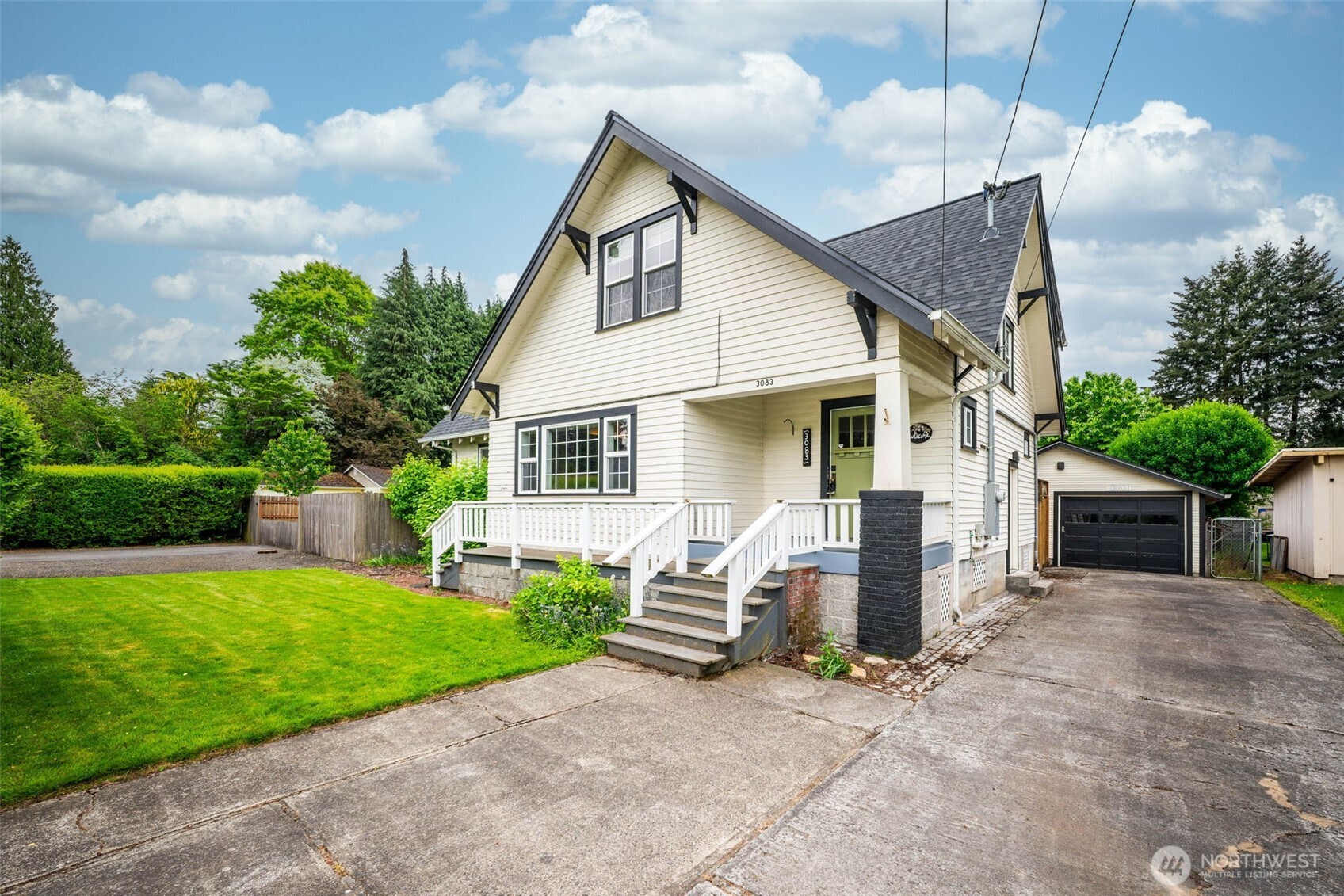 3083 Pine Street , Longview, WA 98632