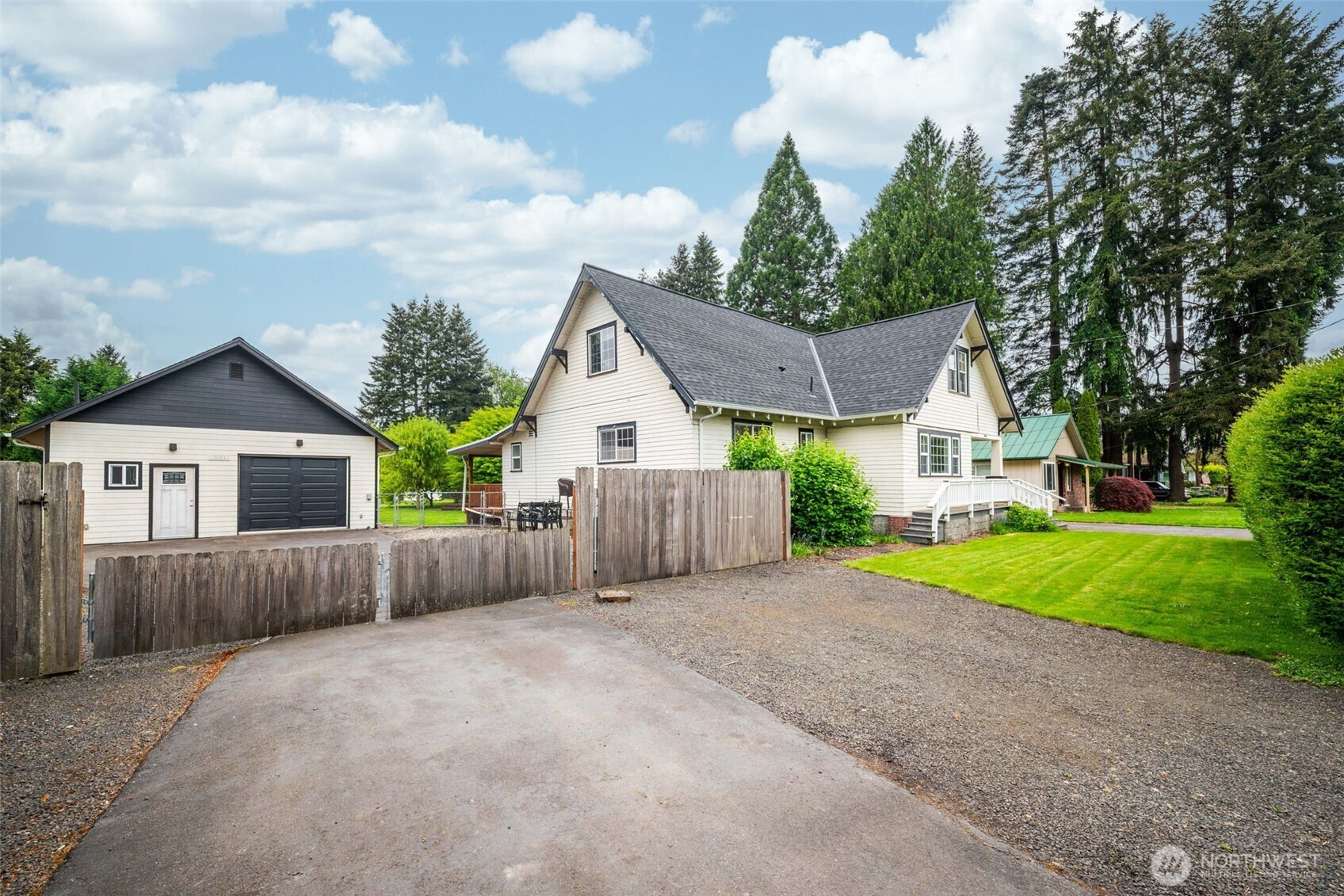 3083 Pine Street , Longview, WA 98632