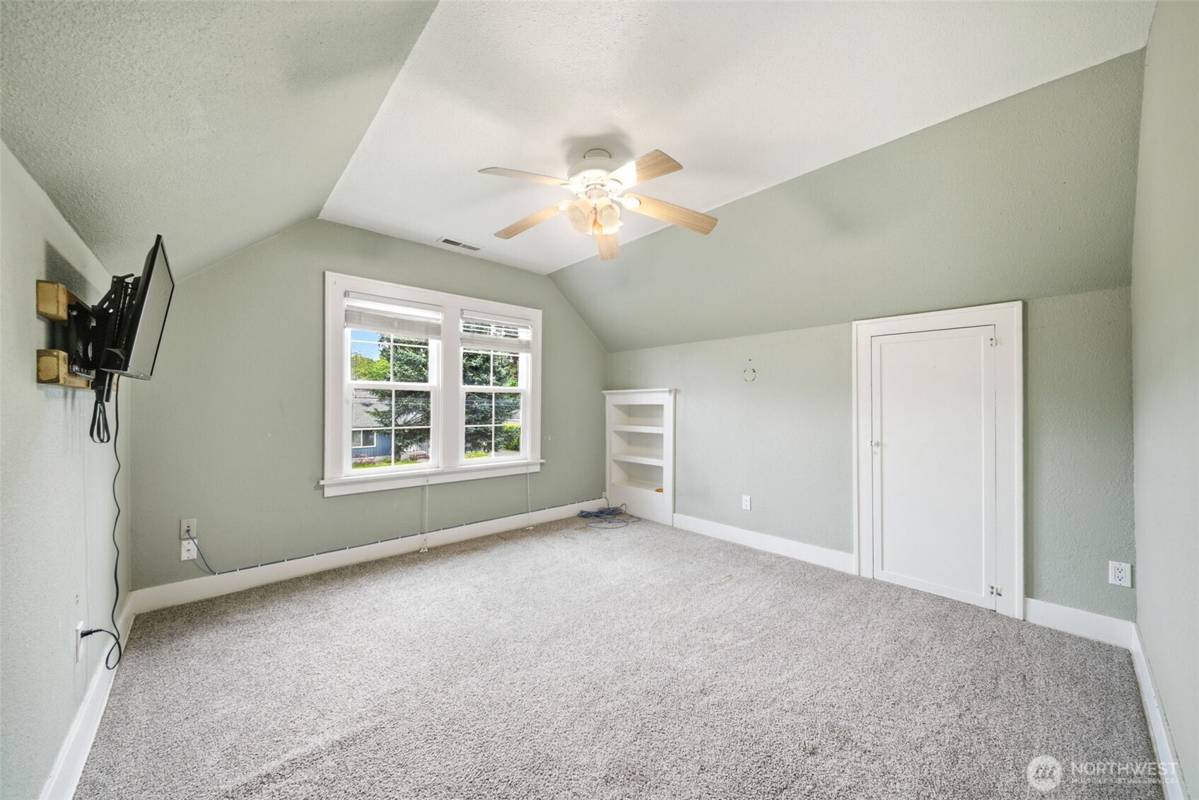 3083 Pine Street , Longview, WA 98632