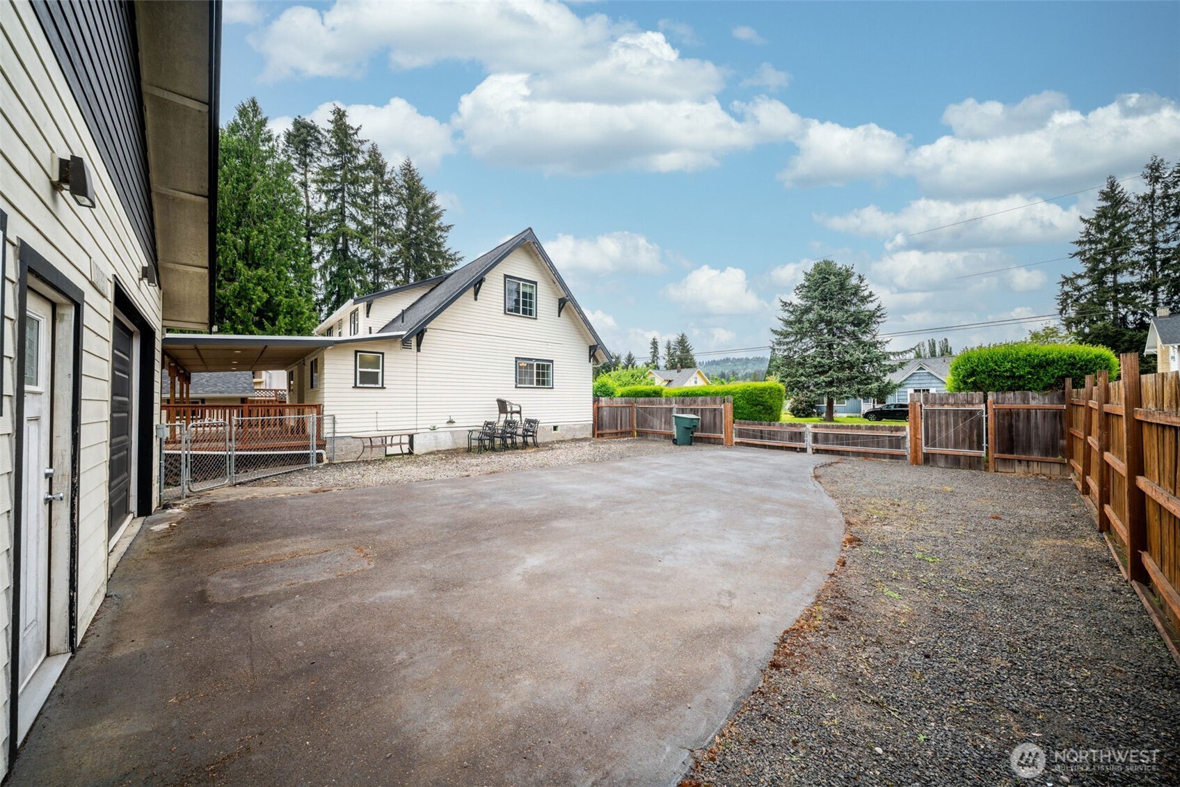 3083 Pine Street , Longview, WA 98632