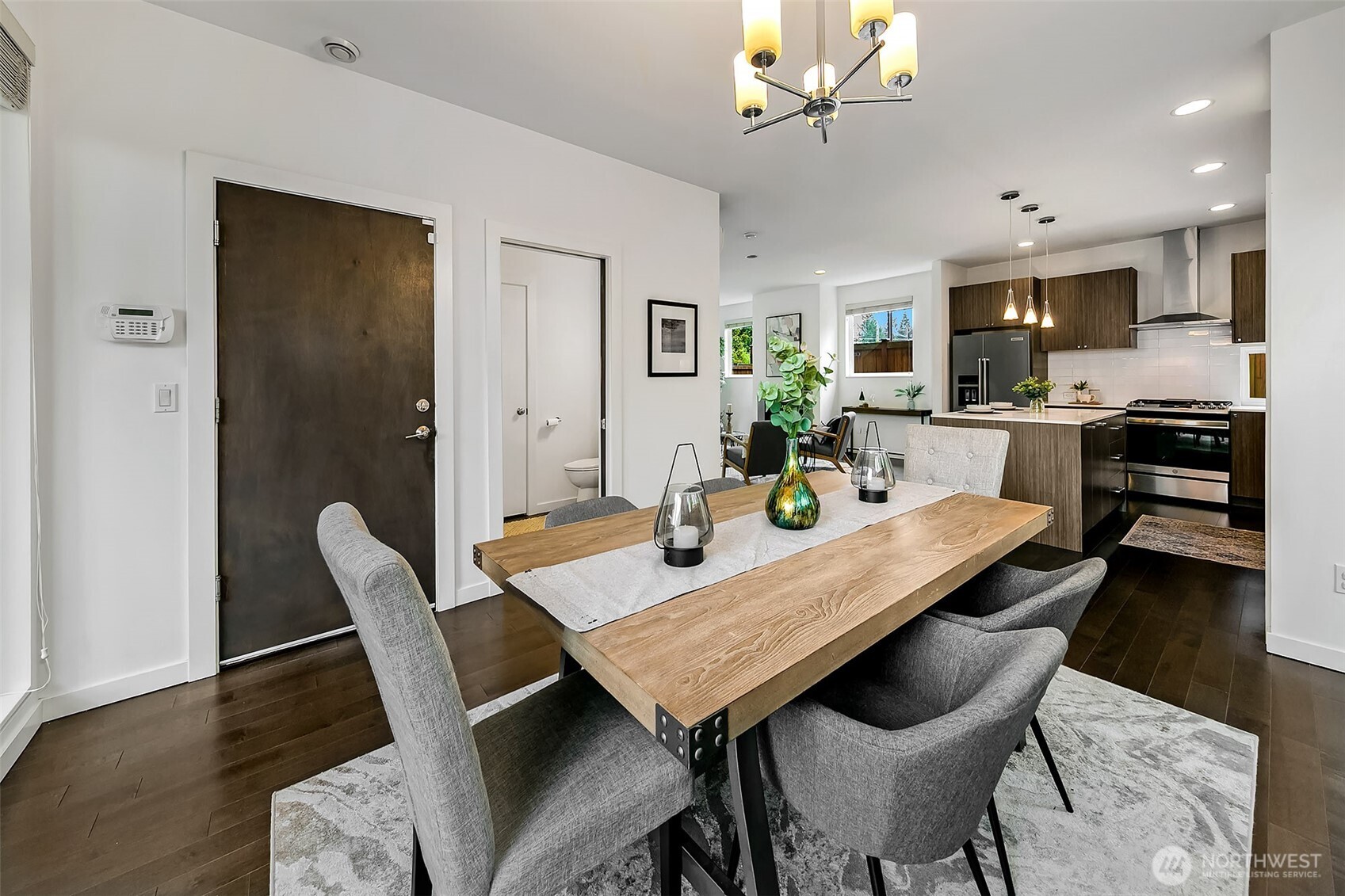 13721 Meridian Avenue N, Seattle, WA 98133