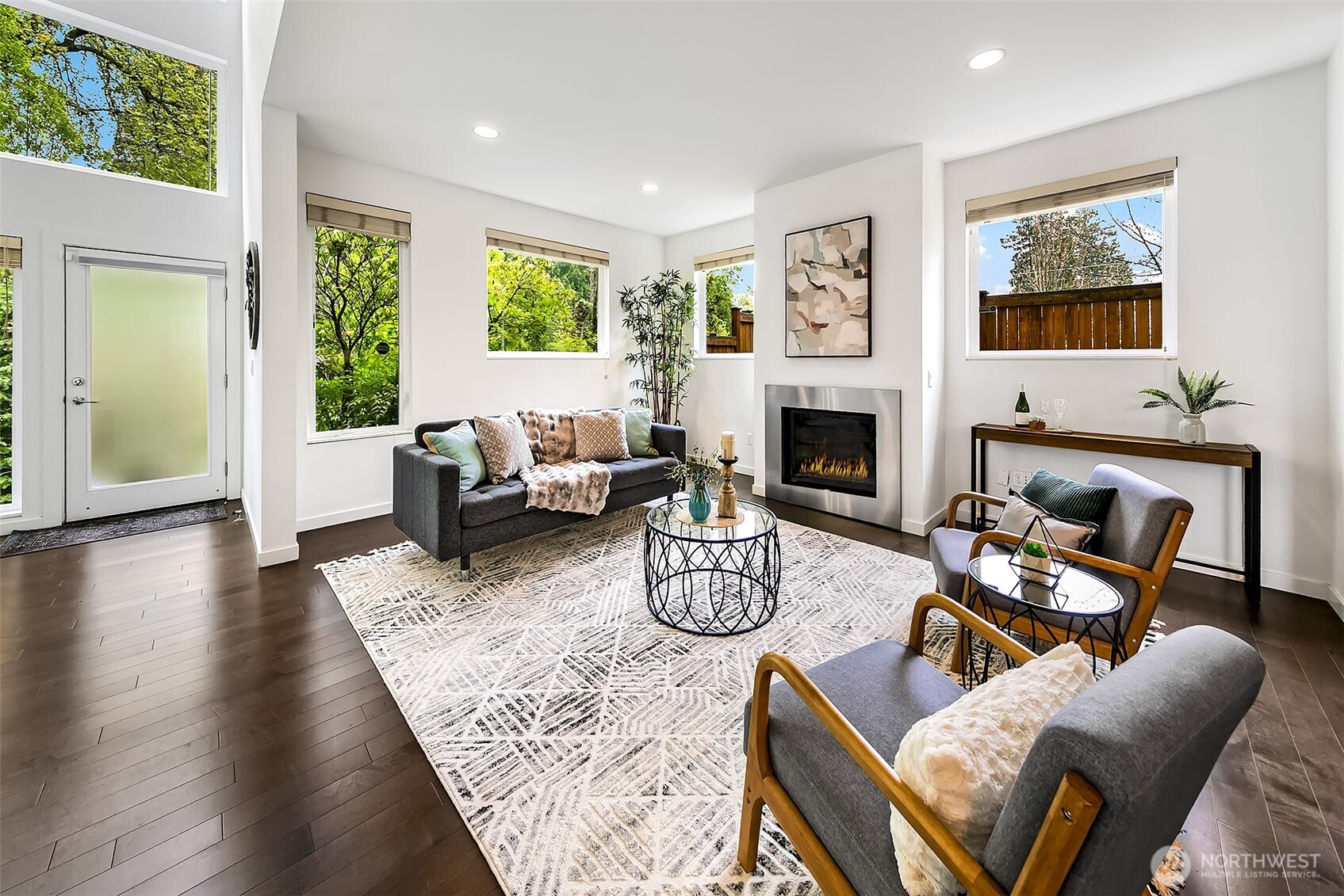 13721 Meridian Avenue N, Seattle, WA 98133