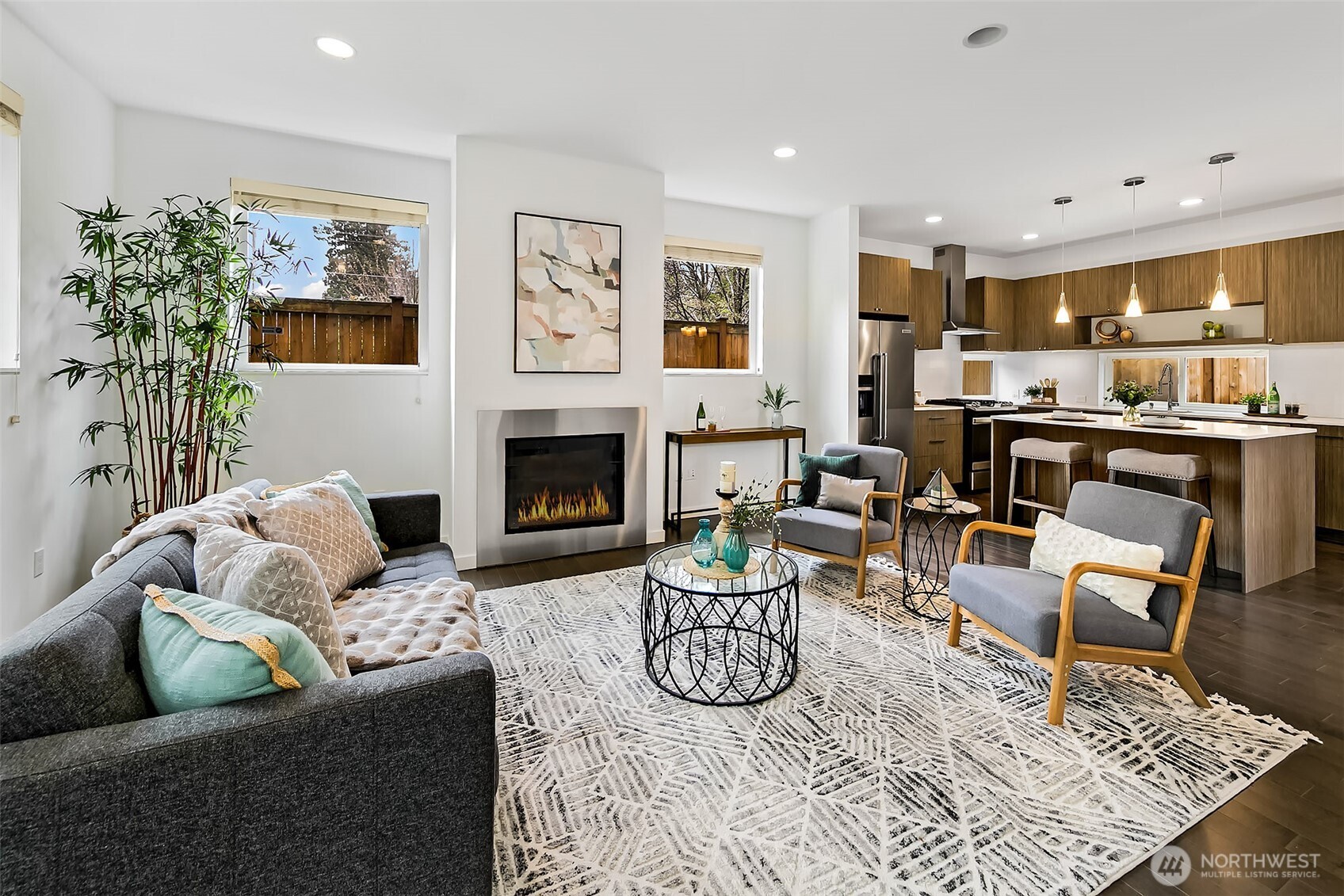 13721 Meridian Avenue N, Seattle, WA 98133