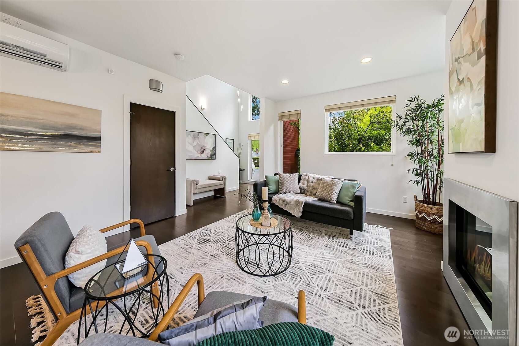 13721 Meridian Avenue N, Seattle, WA 98133