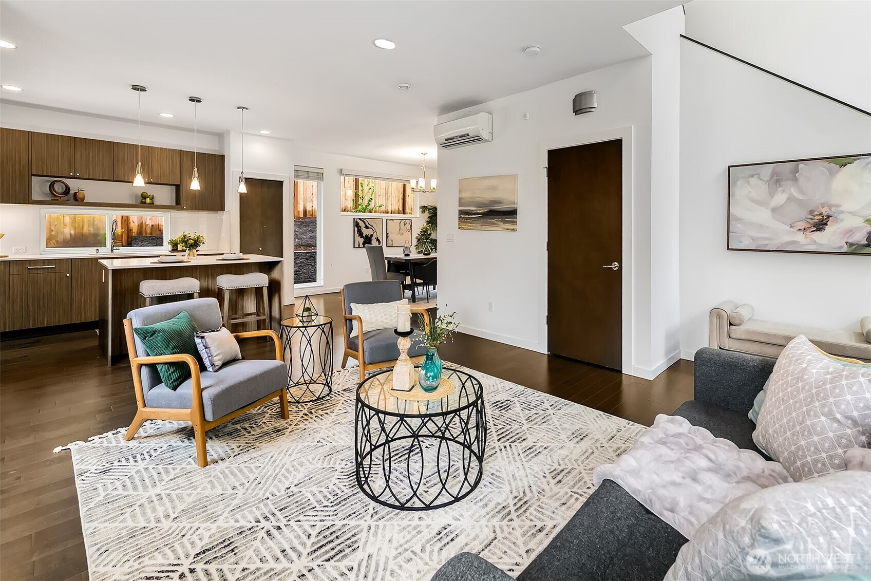 13721 Meridian Avenue N, Seattle, WA 98133