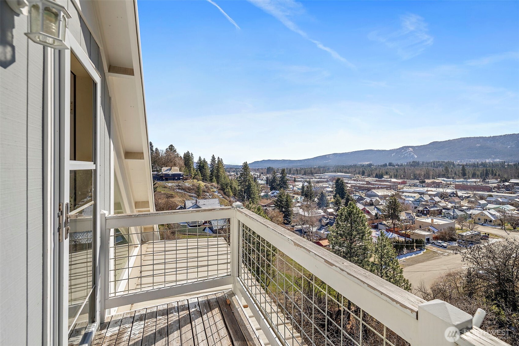 205 W 5th Street , Cle Elum, WA 98922