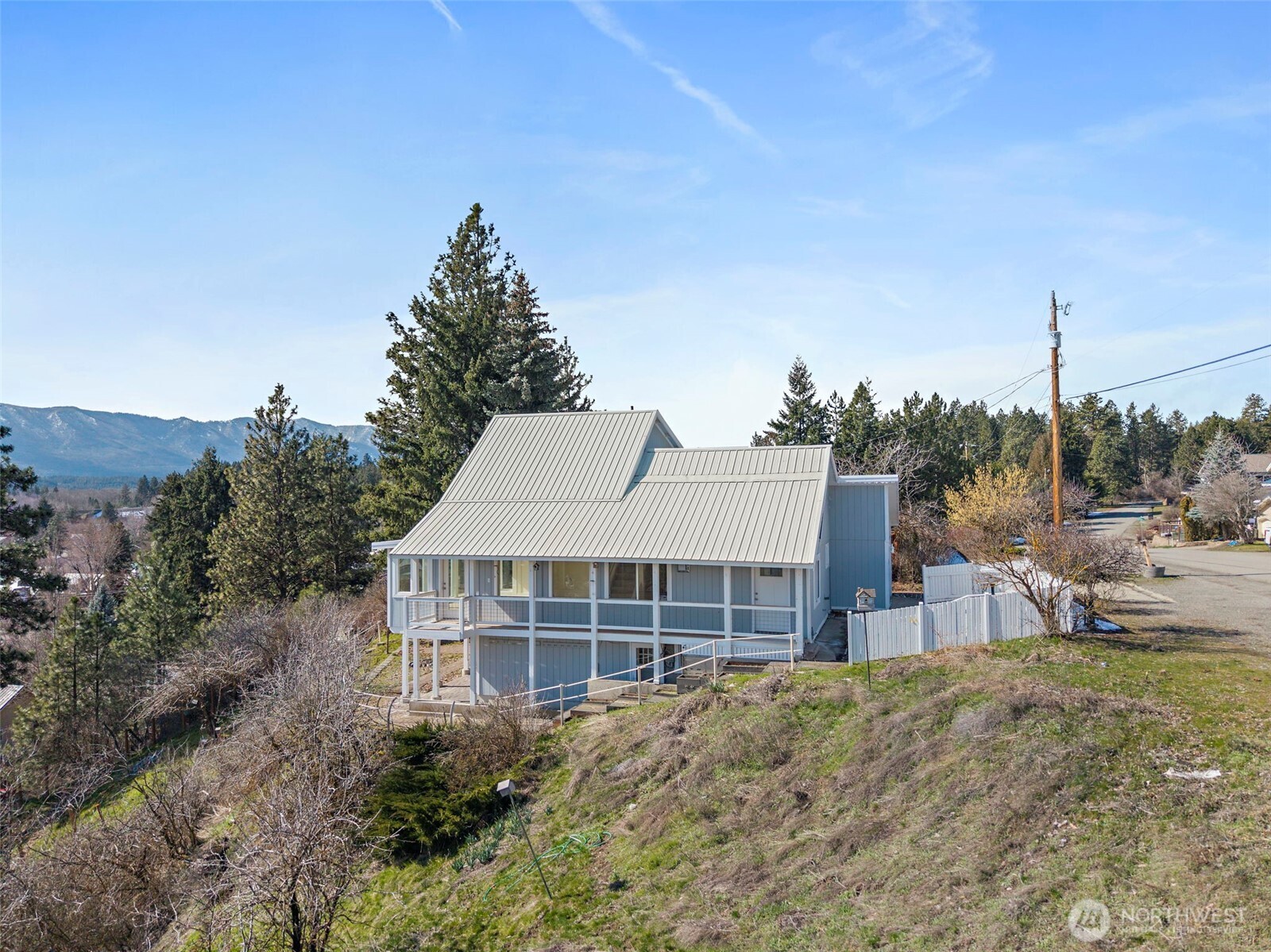 205 W 5th Street , Cle Elum, WA 98922