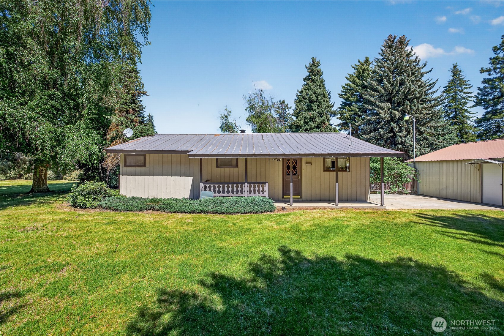 5685 Airport Road , Cashmere, WA 98815