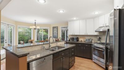 25812 SE 41st Street , Sammamish, WA 98029 - Photo 11