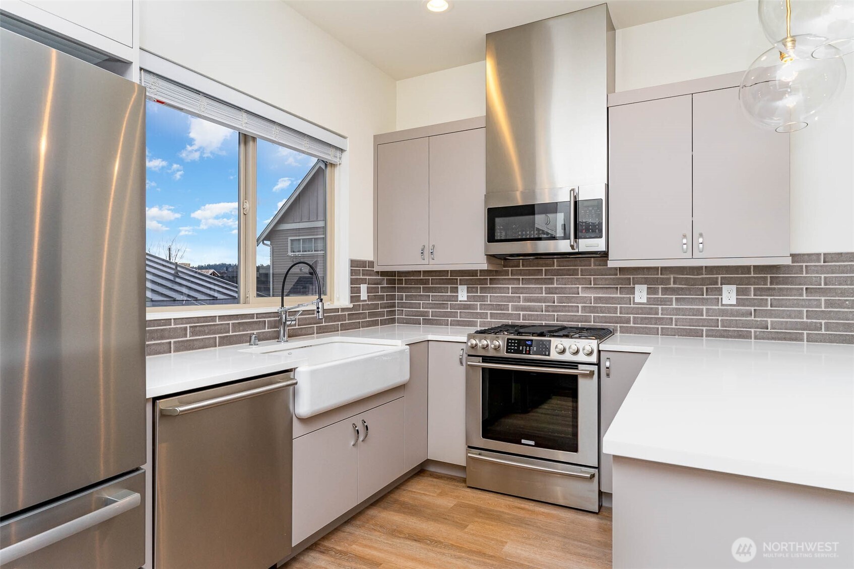 2607 NW 64th Street , Seattle, WA 98107