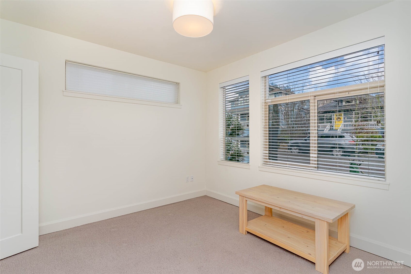 2607 NW 64th Street , Seattle, WA 98107