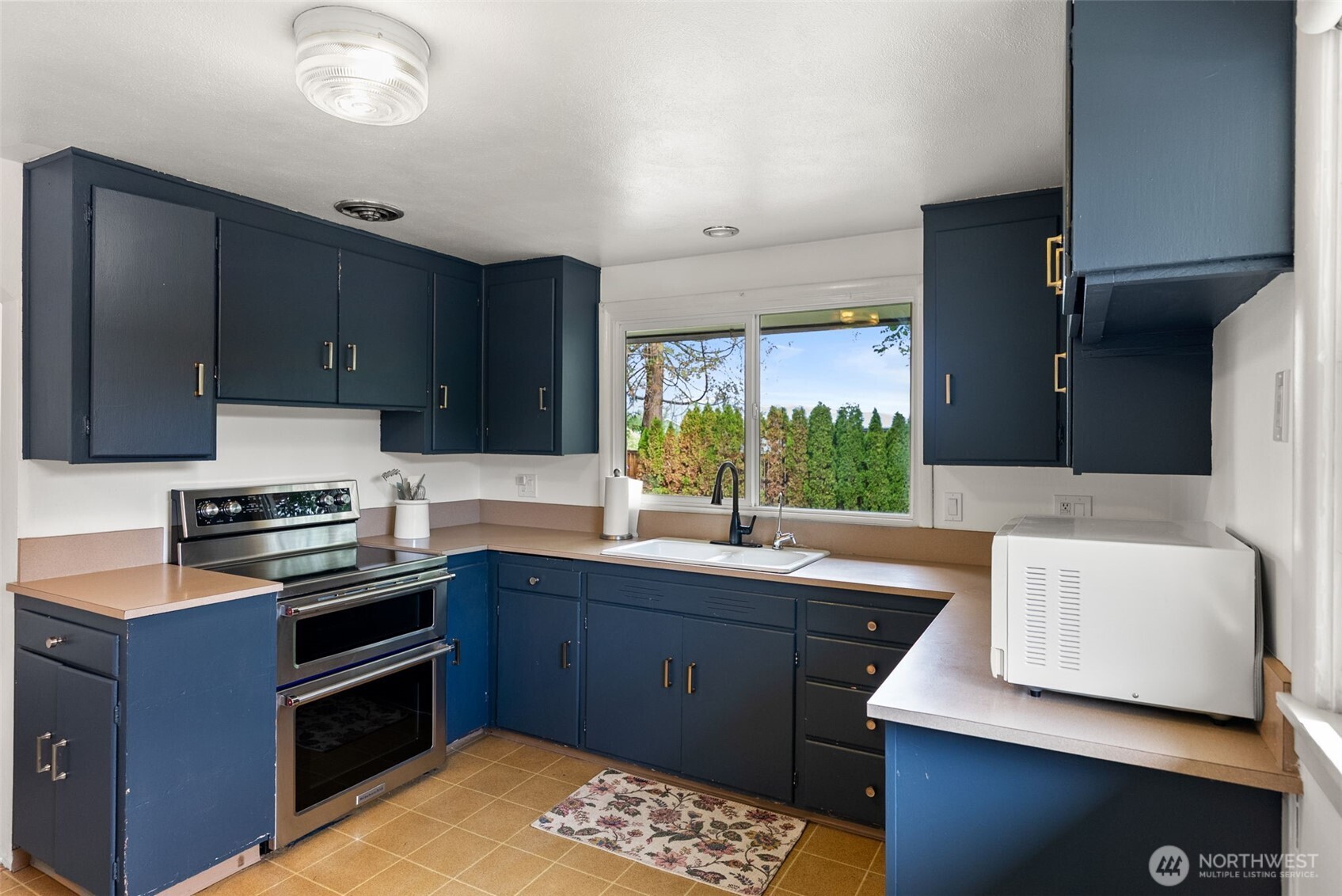 1216 Crawford , Wenatchee, WA 98801
