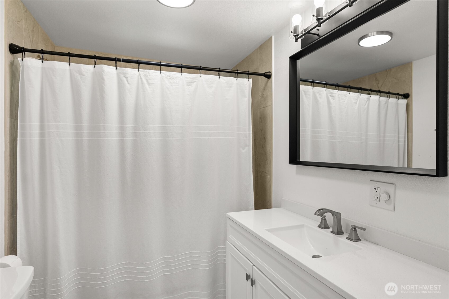 1216 Crawford , Wenatchee, WA 98801