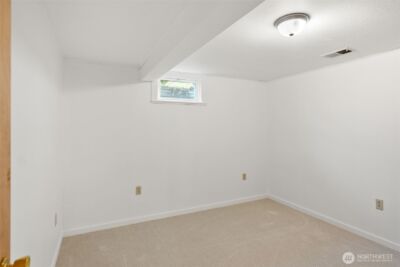1216 Crawford , Wenatchee, WA 98801 - Photo 27