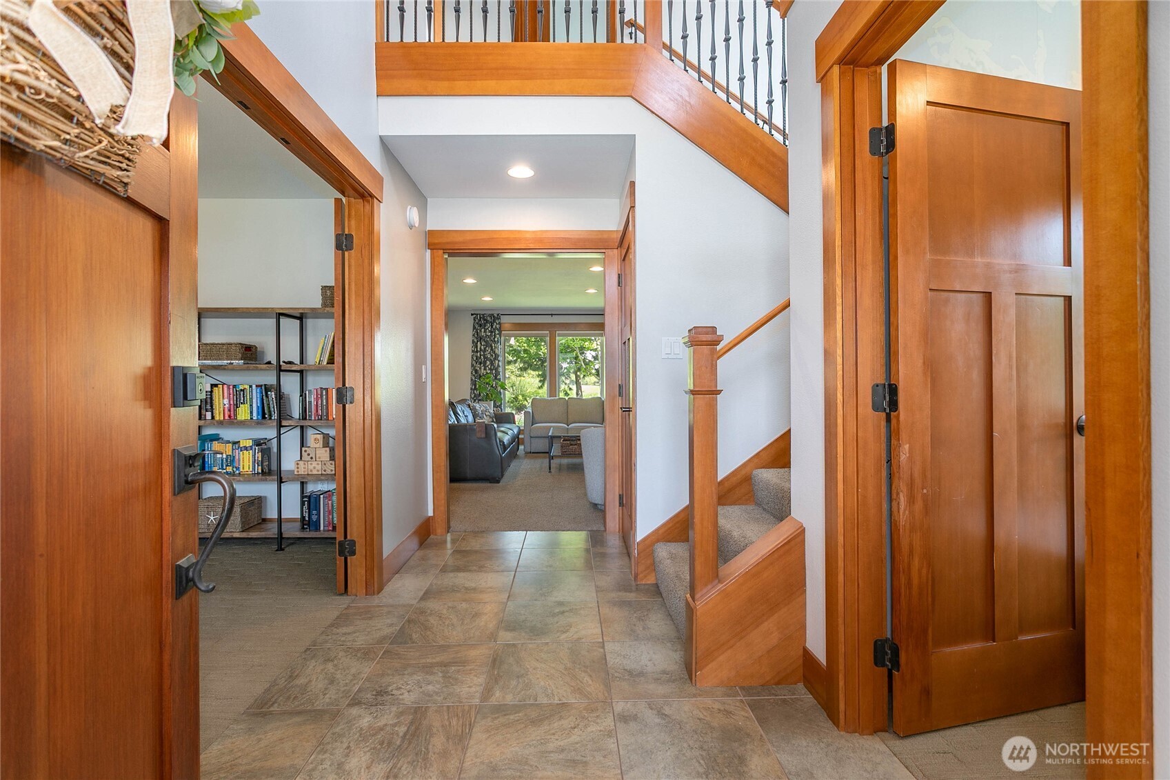 812 Sunrise Drive , Lynden, WA 98264