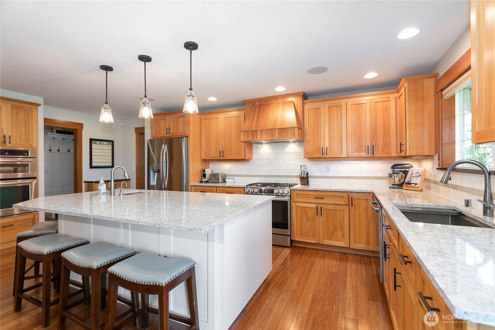 812 Sunrise Drive , Lynden, WA 98264