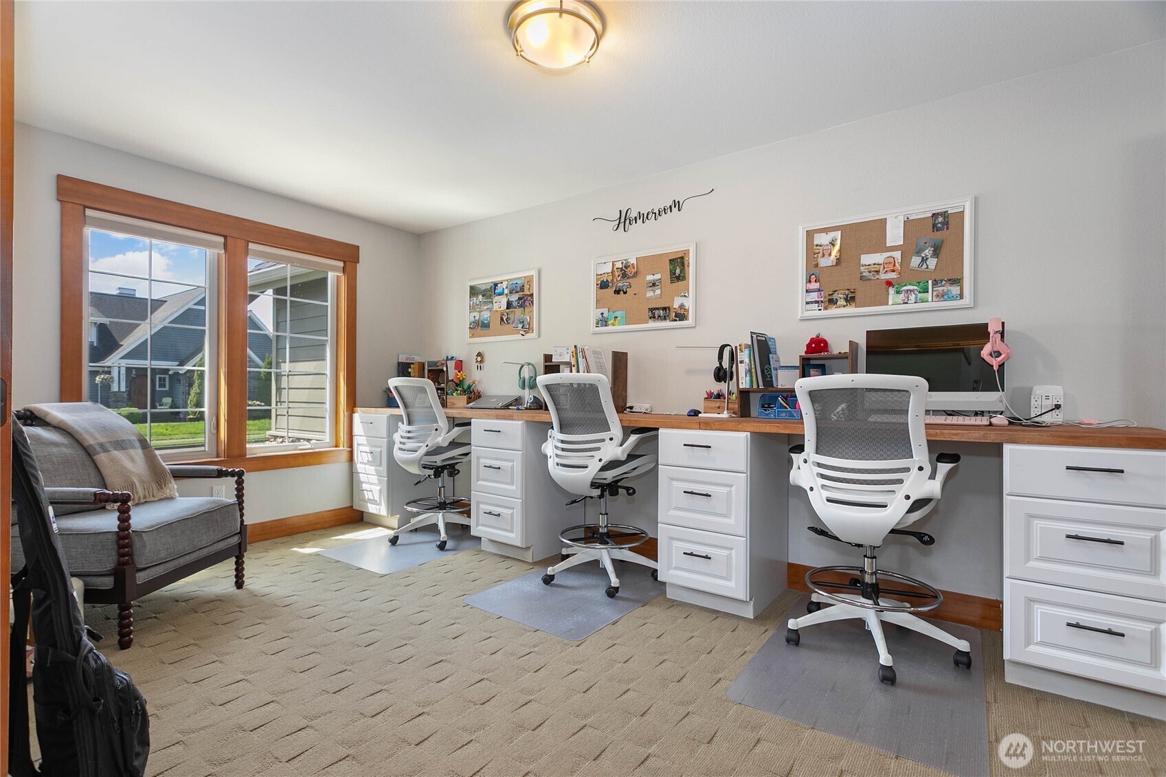 812 Sunrise Drive , Lynden, WA 98264