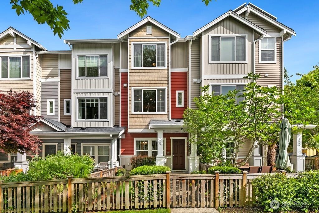 3002 SW Morgan Street , Seattle, WA 98126