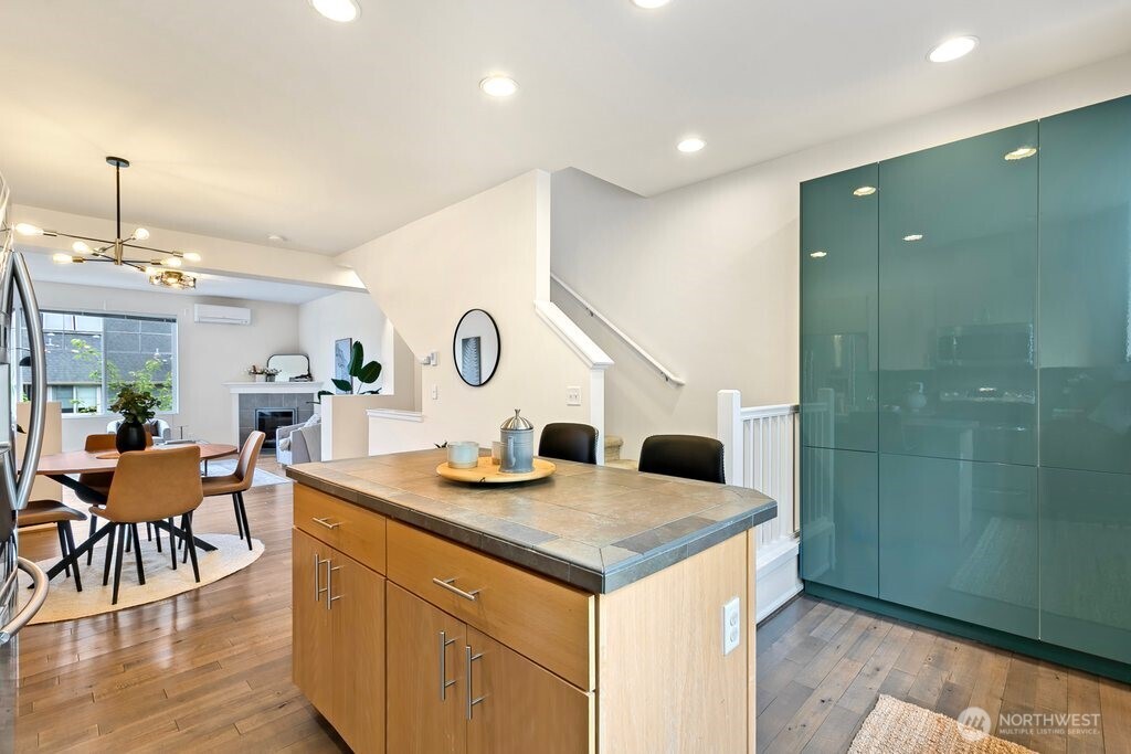 3002 SW Morgan Street , Seattle, WA 98126