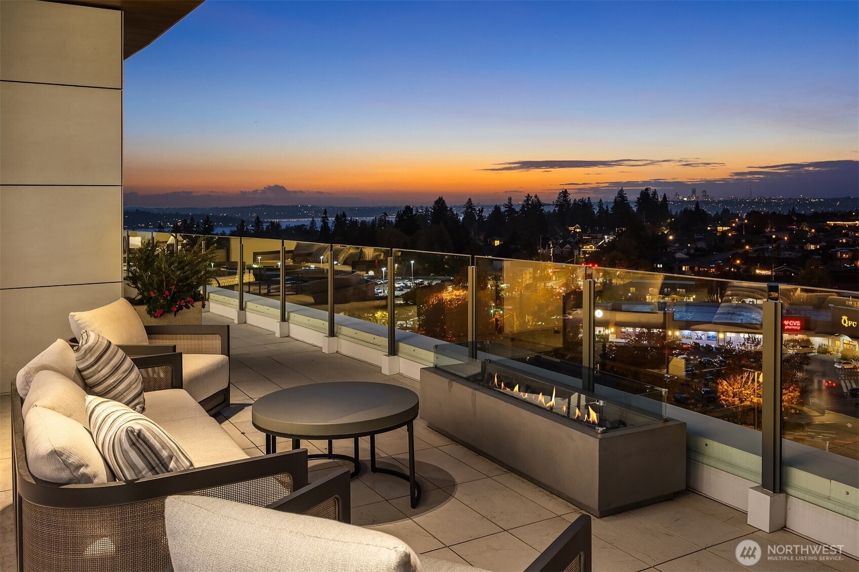 838 Avenue Square NE #1805, Bellevue, WA 98004