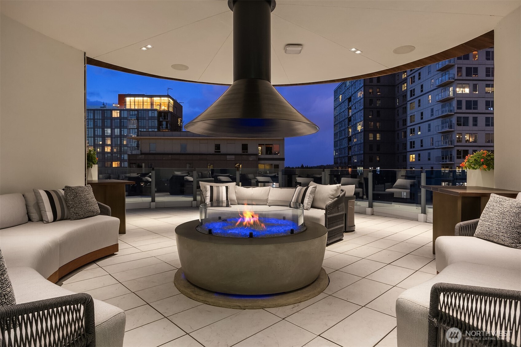 838 Avenue Square NE #1805, Bellevue, WA 98004