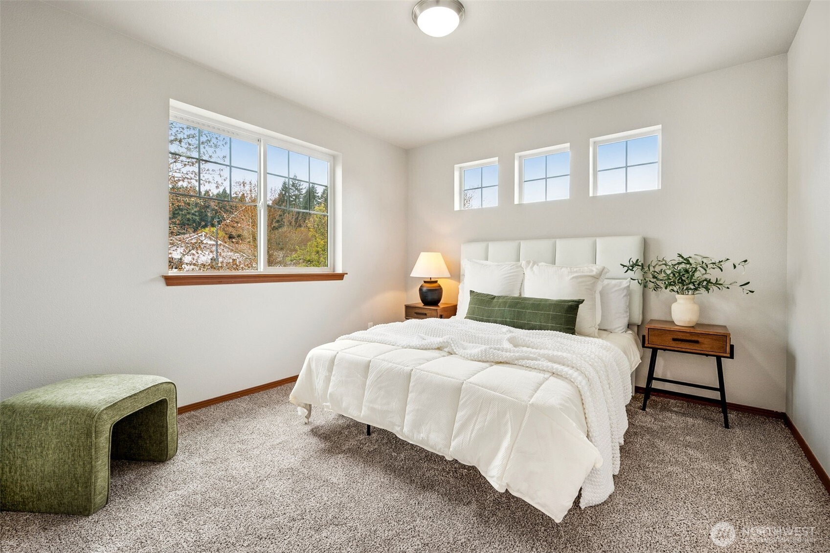 322 Yauger Way NW #101, Olympia, WA 98502