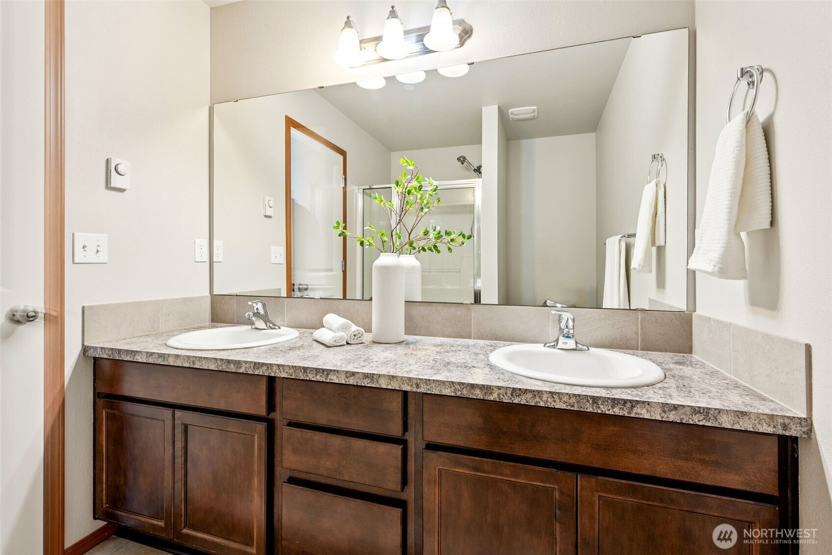 322 Yauger Way NW #101, Olympia, WA 98502