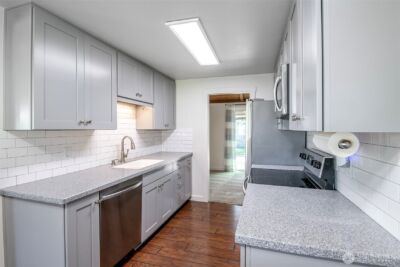 8906 35th Street W, University Place, WA 98466 - Photo 6