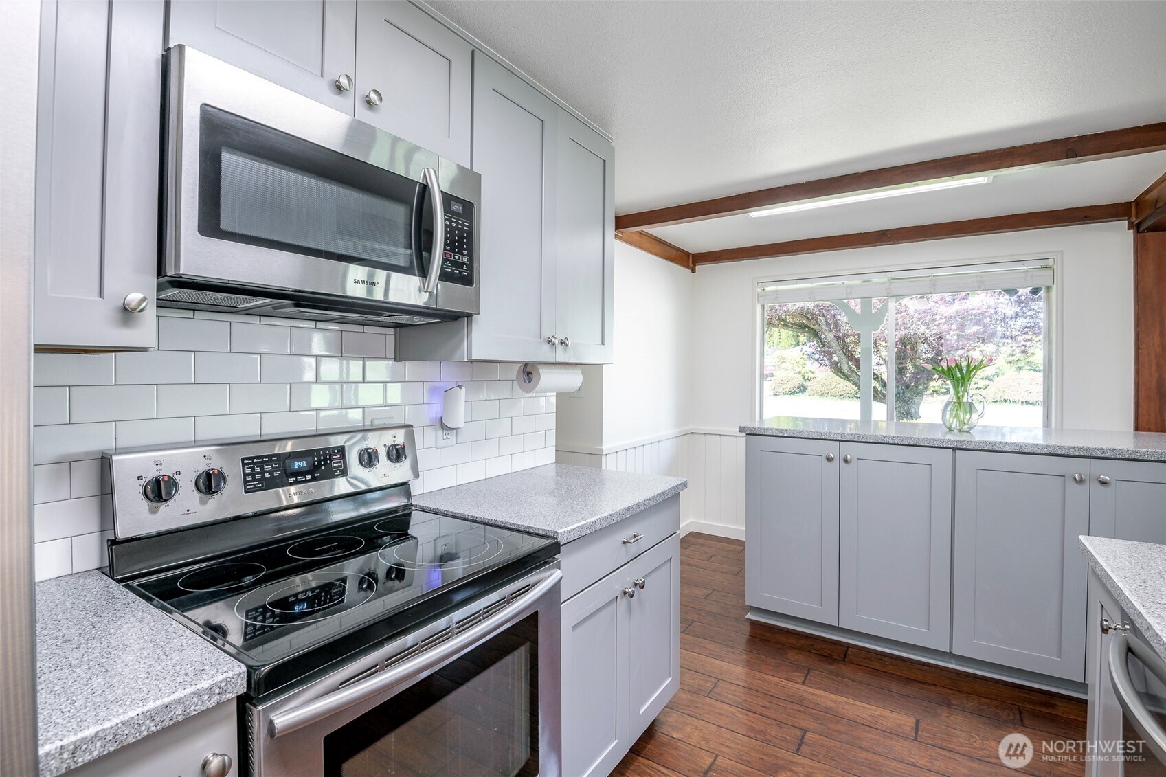 8906 35th Street W, University Place, WA 98466