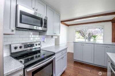 8906 35th Street W, University Place, WA 98466 - Photo 7