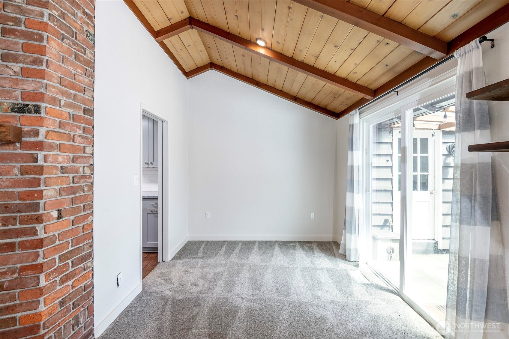 8906 35th Street W, University Place, WA 98466