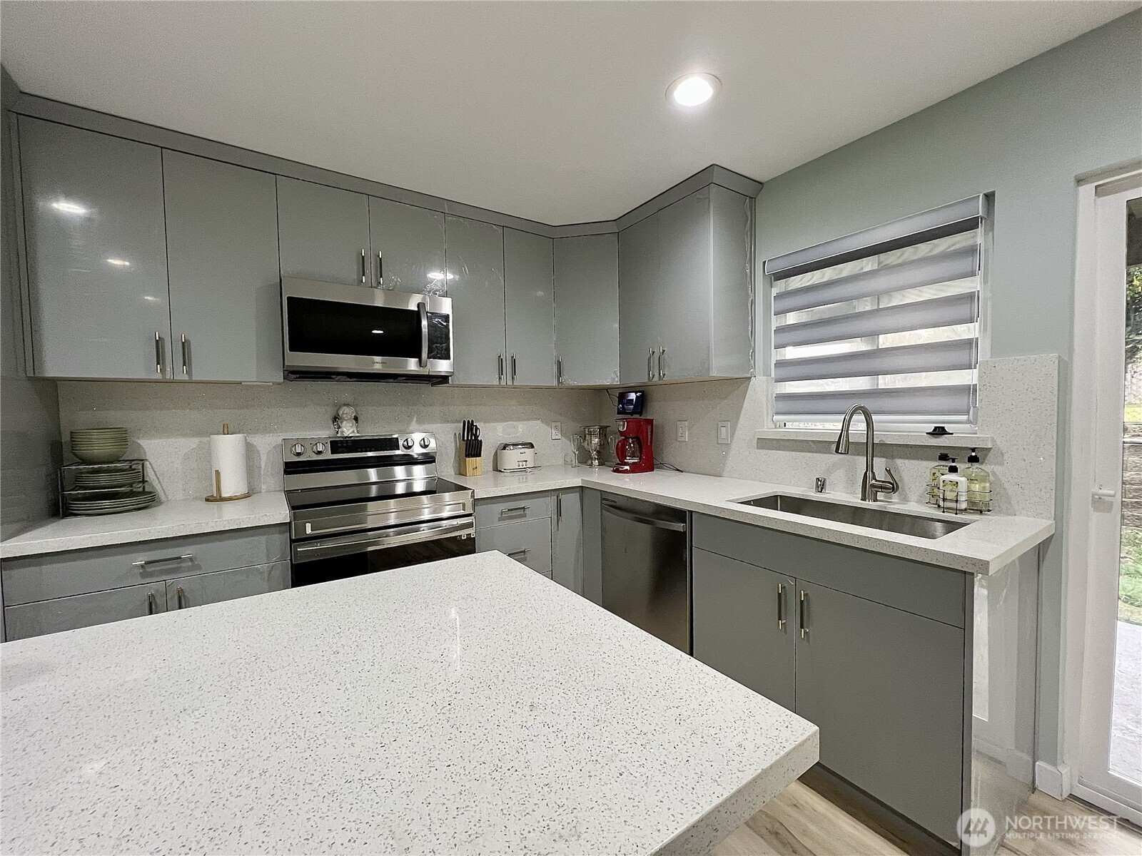 4617 S 189th Street , SeaTac, WA 98188