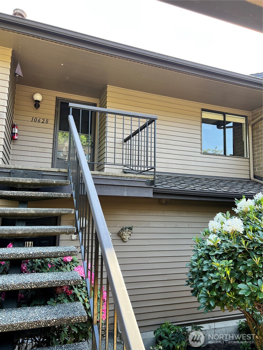 10628 Glen Acres Dr S , Seattle, WA 98168