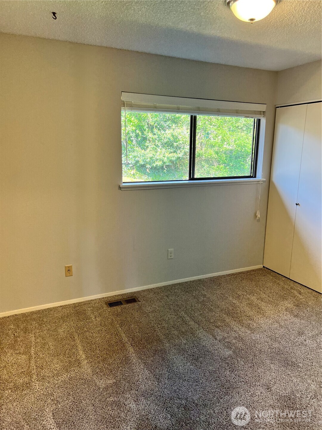 10628 Glen Acres Dr S , Seattle, WA 98168