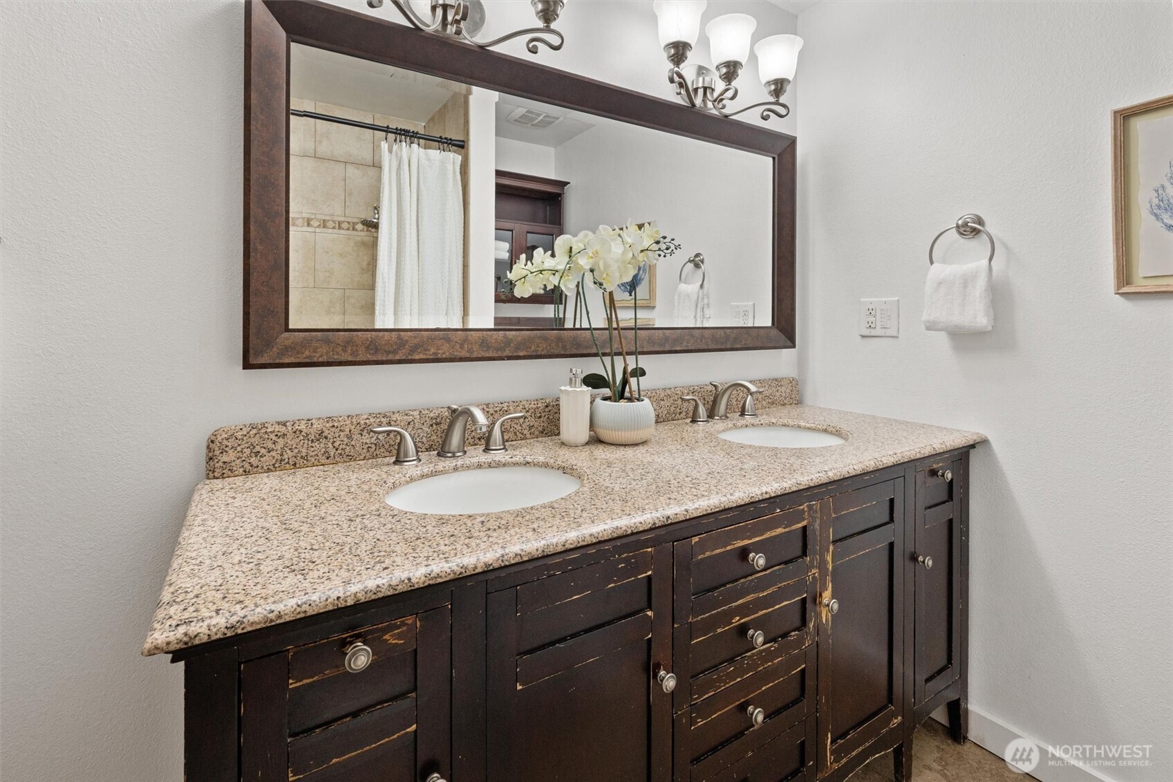 2001 NE 12th Street , Renton, WA 98056