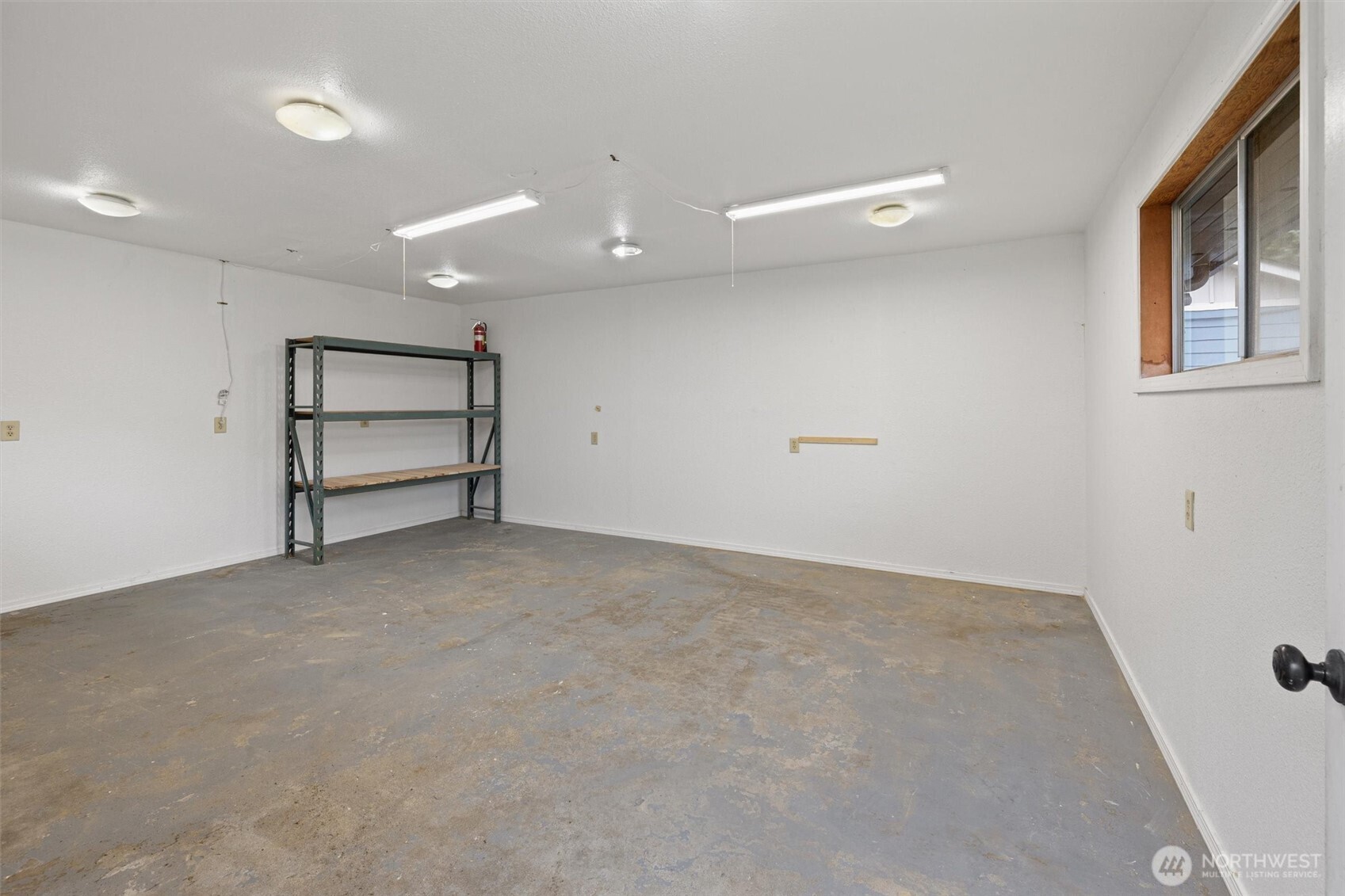 2001 NE 12th Street , Renton, WA 98056