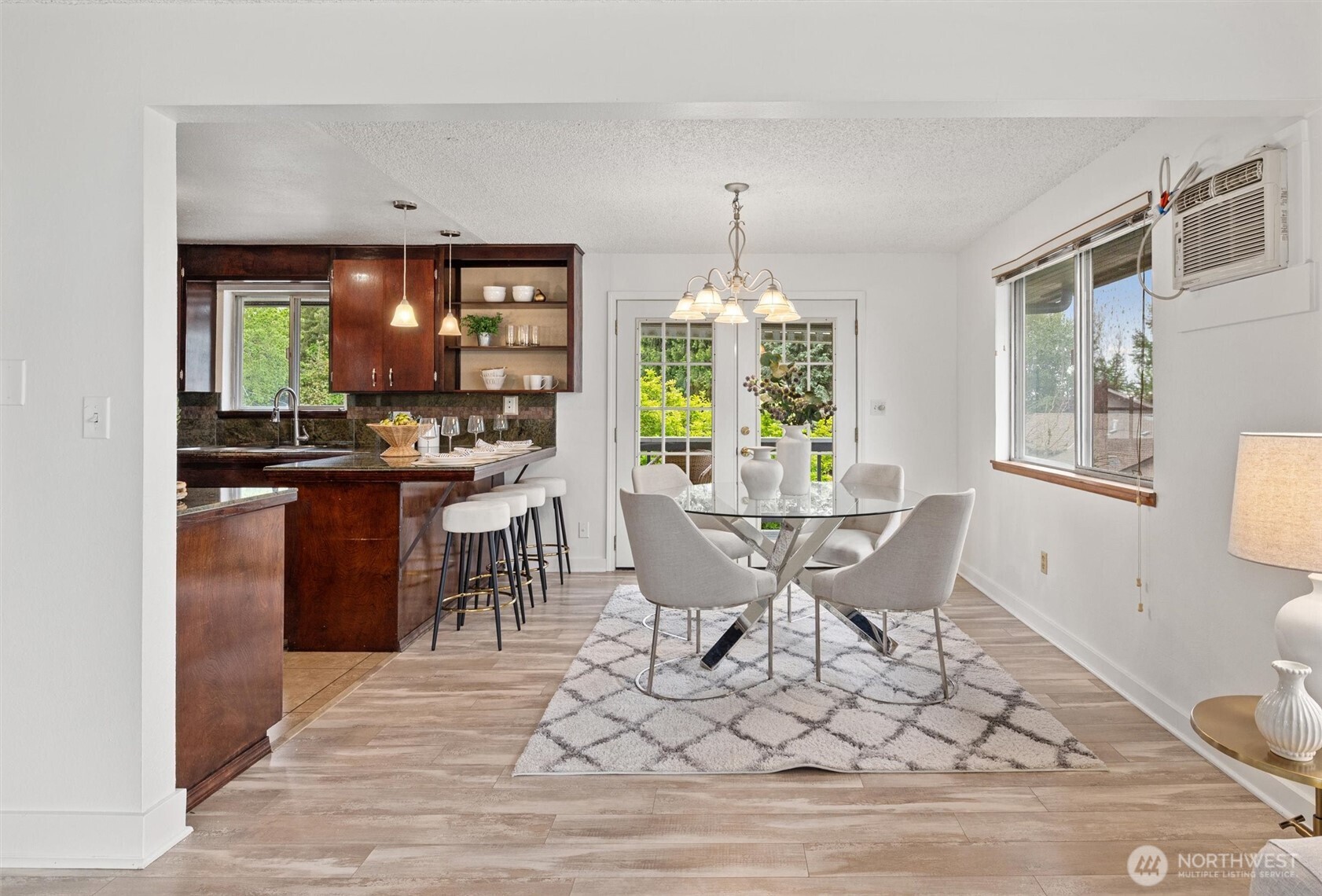 2001 NE 12th Street , Renton, WA 98056