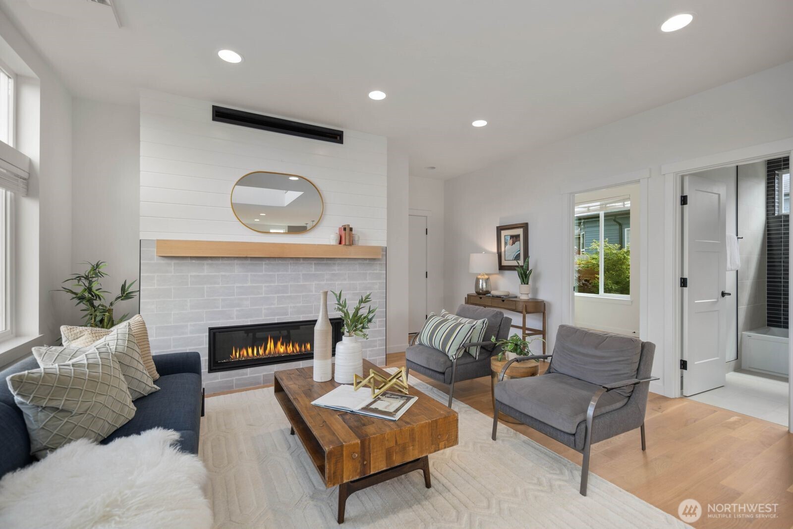 6103 S Norfolk Street , Seattle, WA 98118