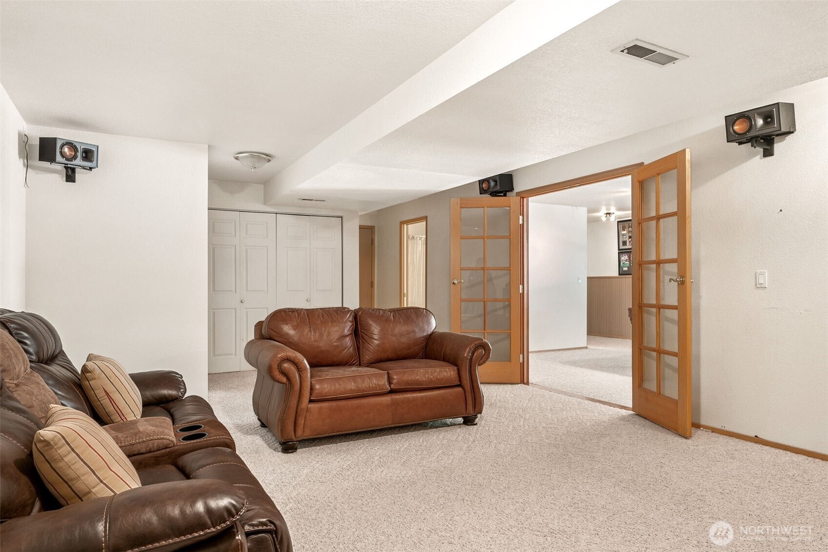 3122 Hollywood Drive NE, Olympia, WA 98516
