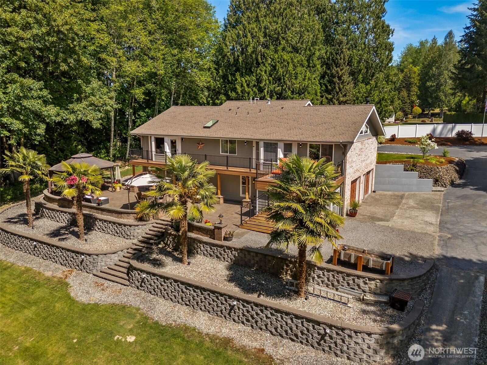 3122 Hollywood Drive NE, Olympia, WA 98516
