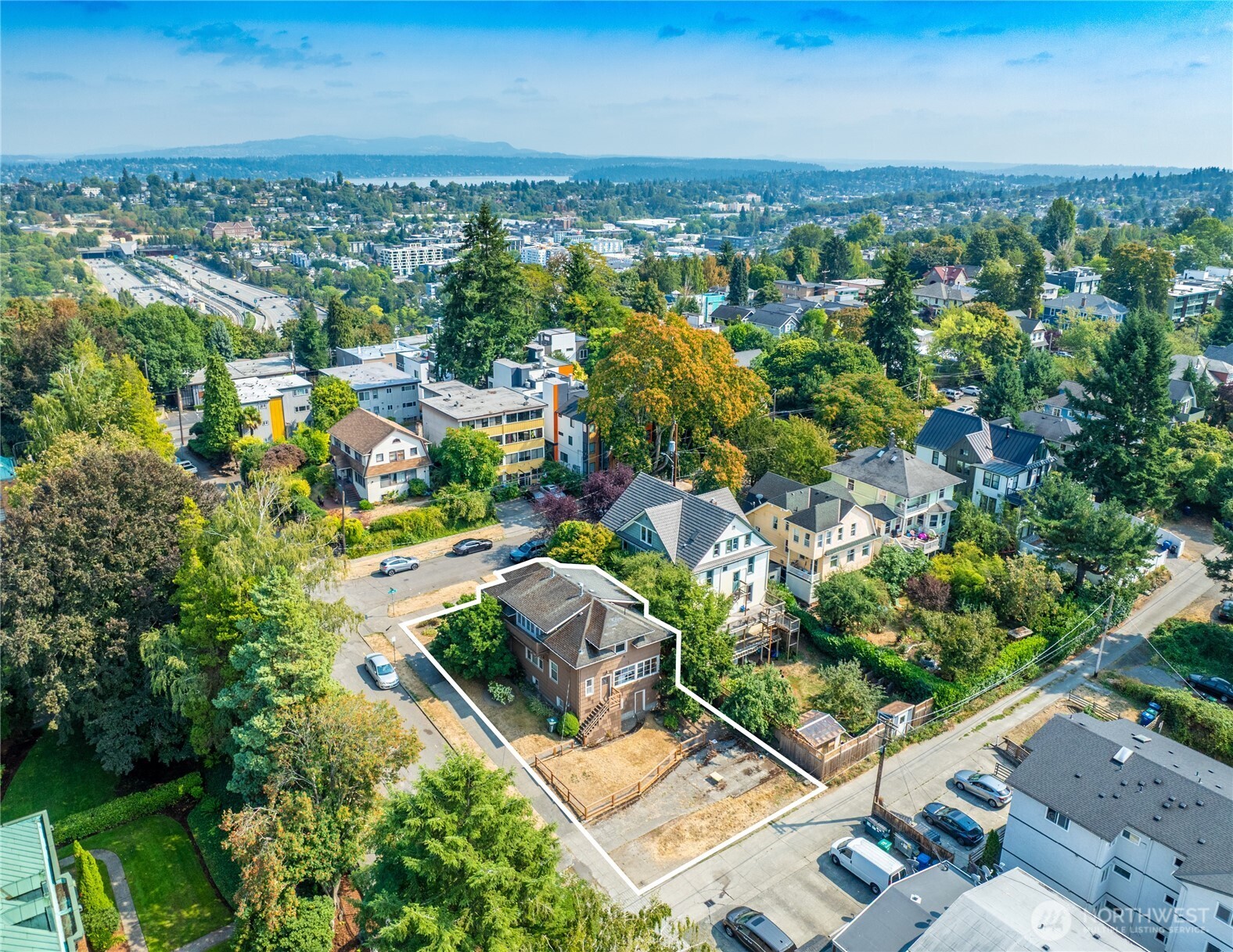 1303 13th Avenue S, Seattle, WA 98144