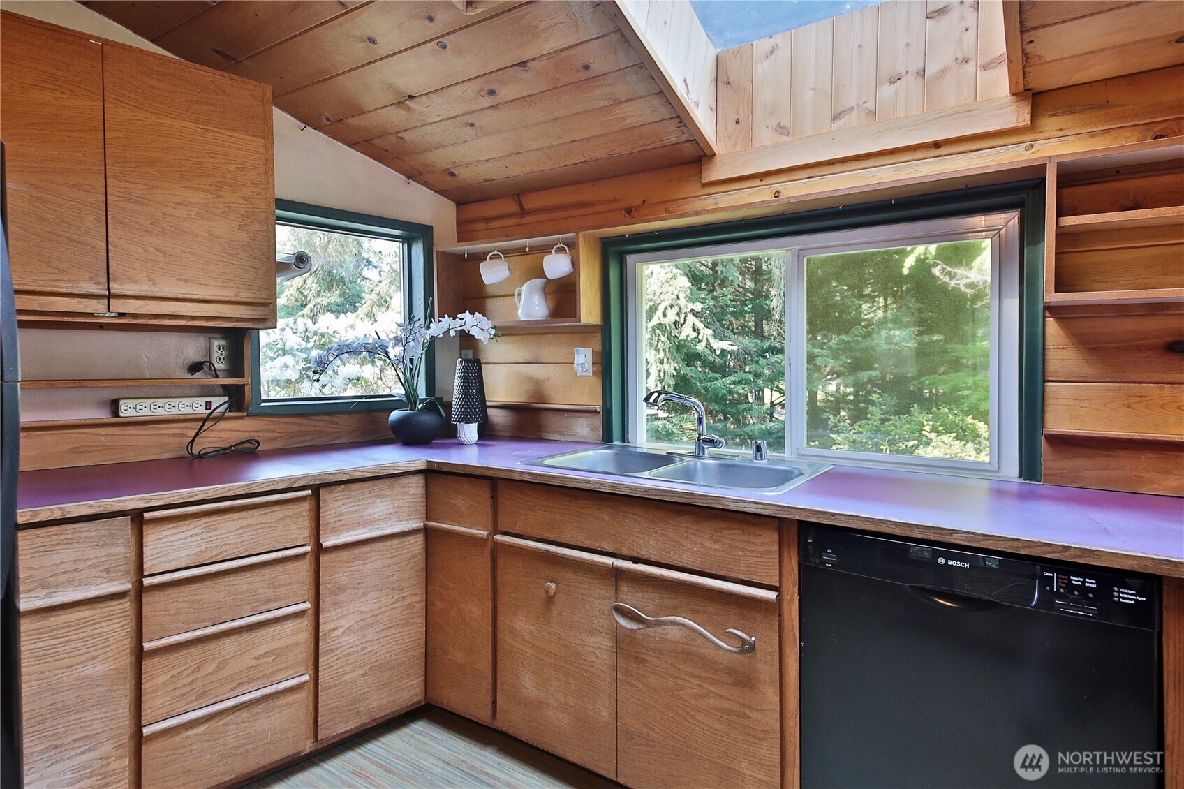 3634 Harper Street , Clinton, WA 98236