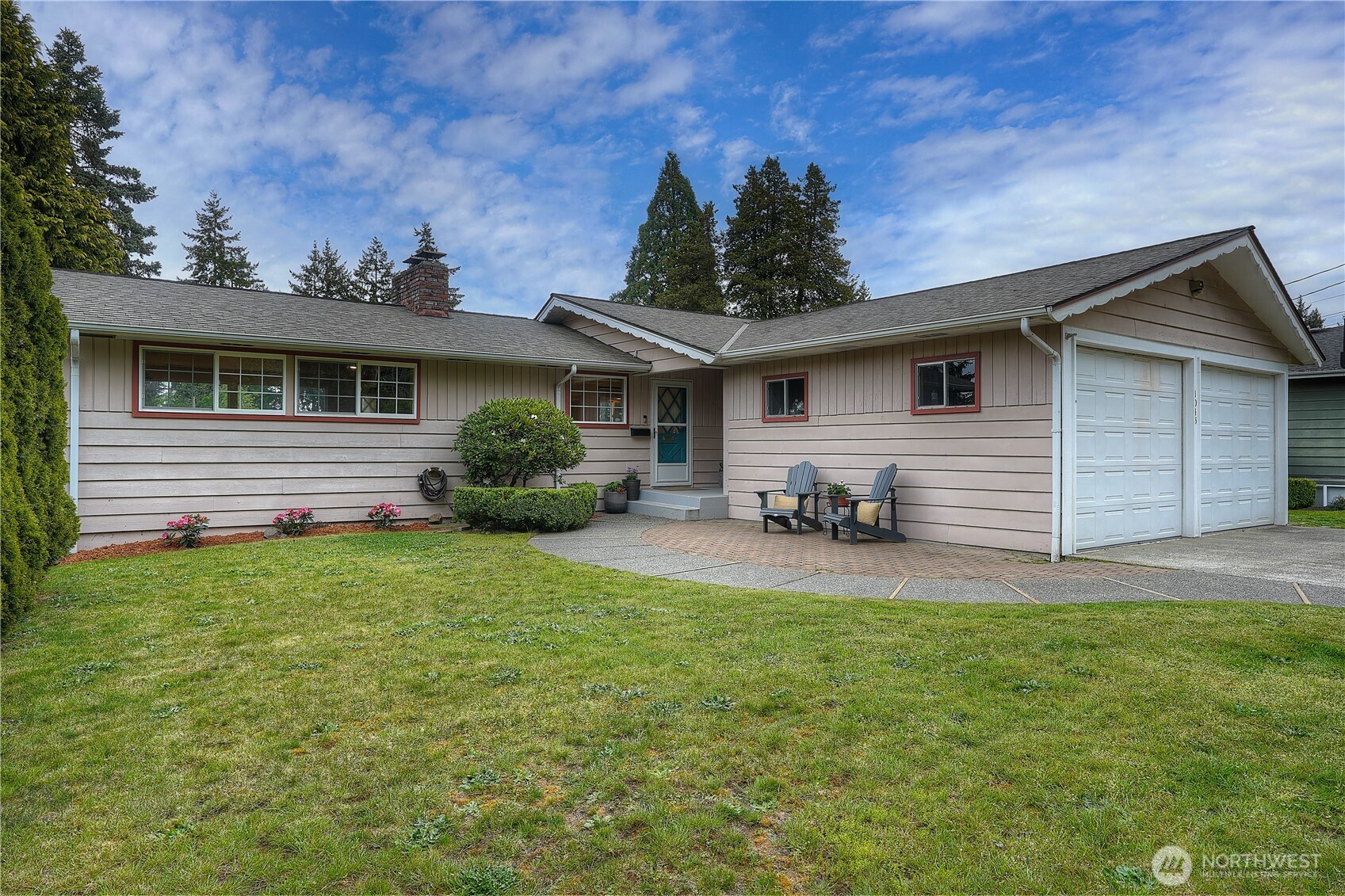 1045 Sunrise Lane , Fircrest, WA 98466