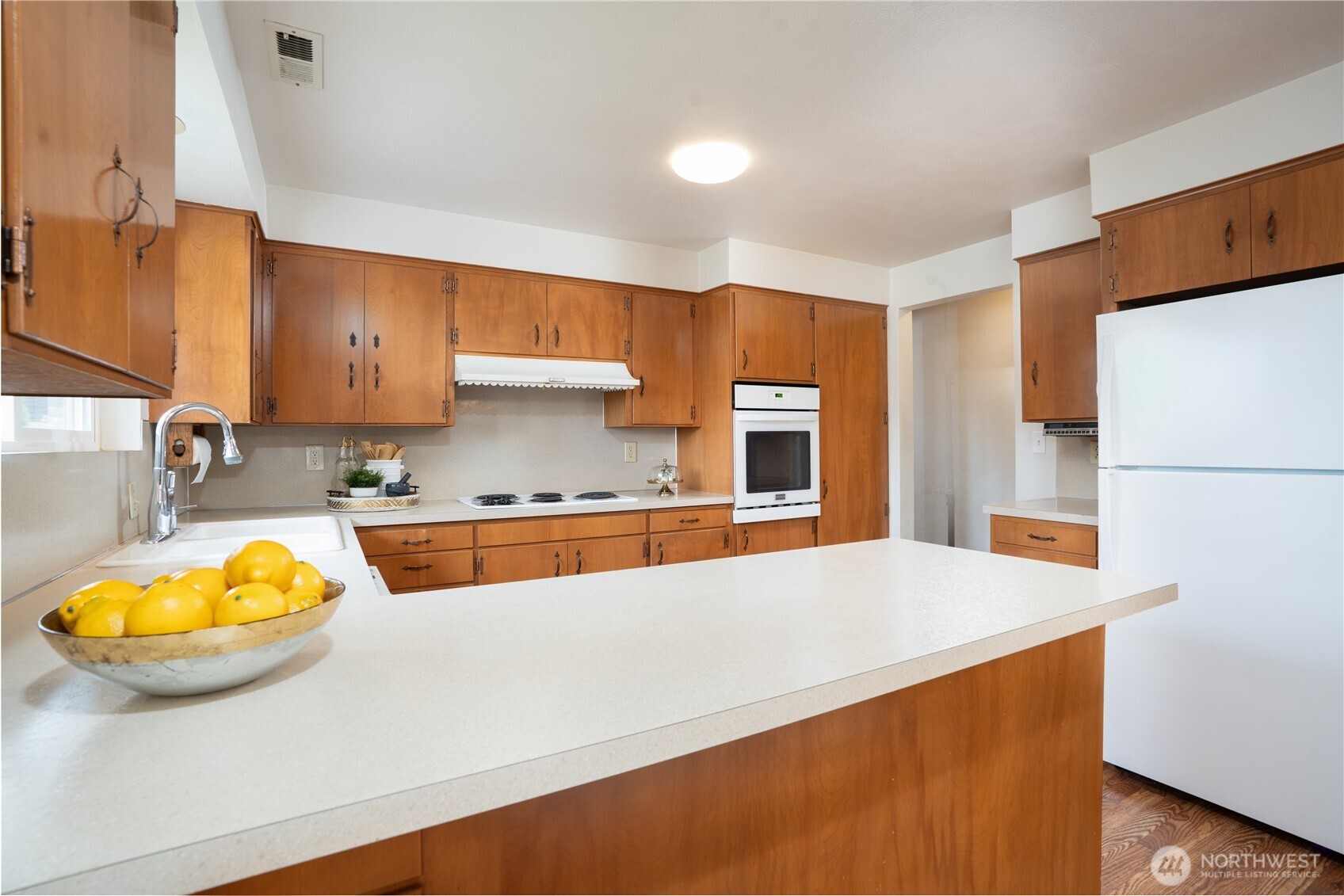 1045 Sunrise Lane , Fircrest, WA 98466