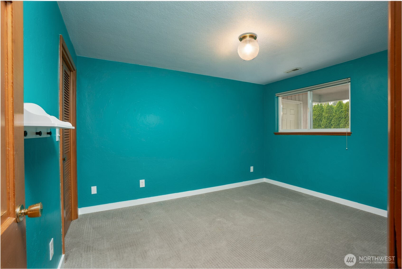 1045 Sunrise Lane , Fircrest, WA 98466