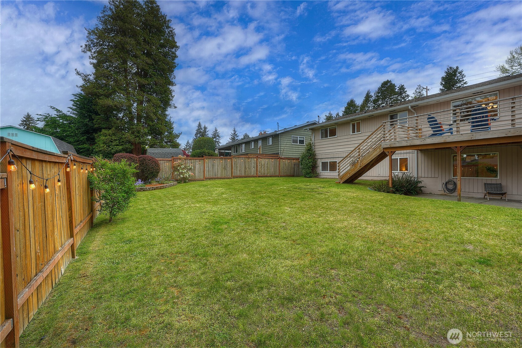 1045 Sunrise Lane , Fircrest, WA 98466
