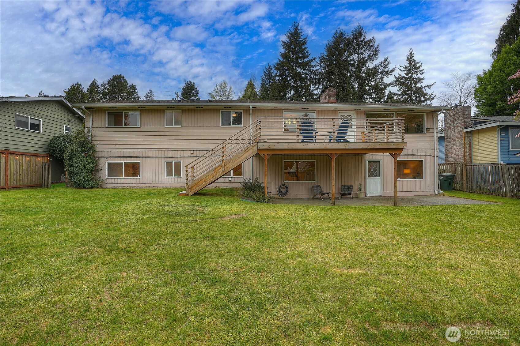 1045 Sunrise Lane , Fircrest, WA 98466